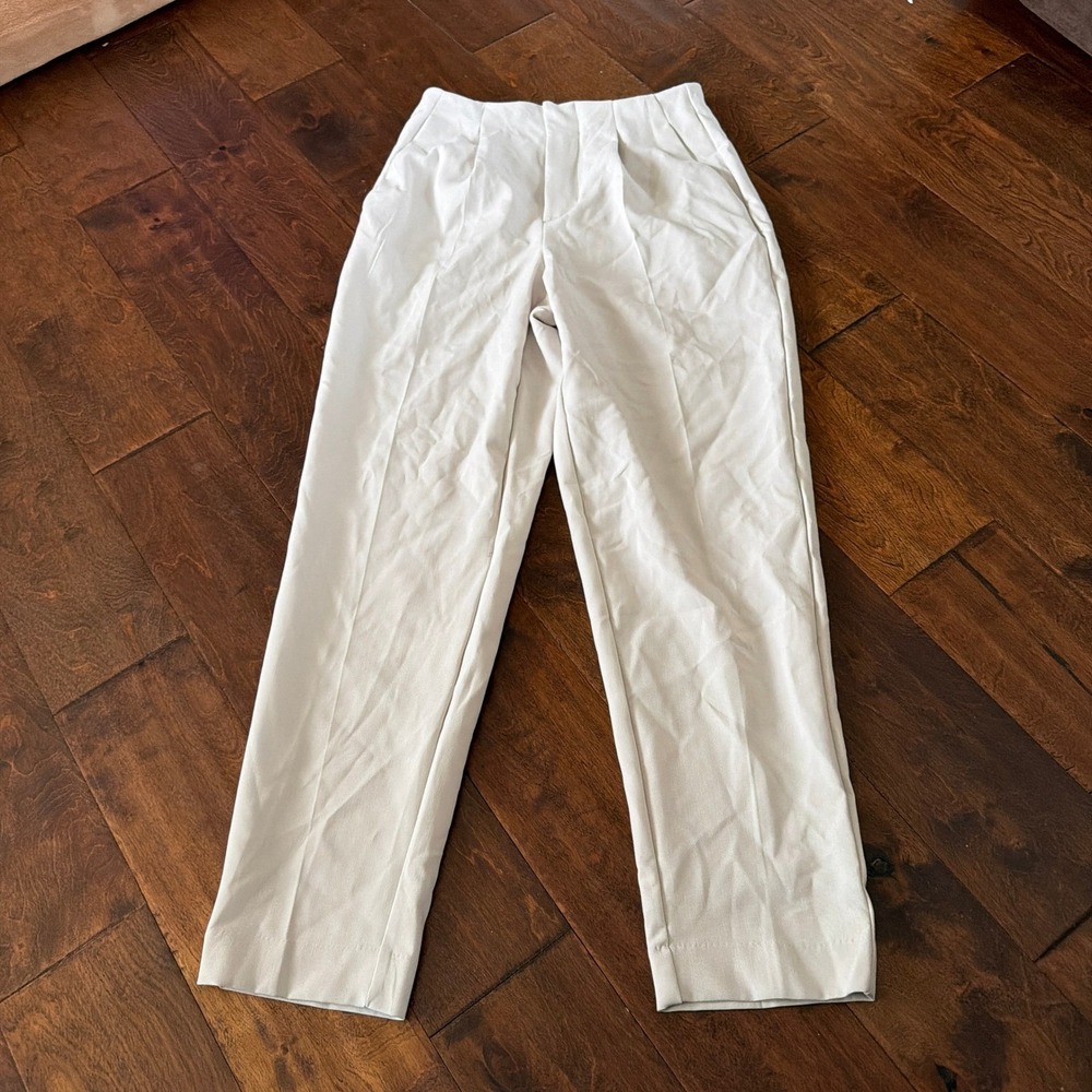 A New Day Womens High Rise Pleated Stretch Pants Size 4 Cream Career Work